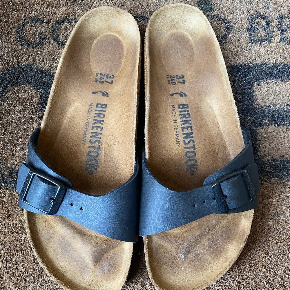 Birkenstock Madrid single-strap sandals in black in Women’s size 37 / 6 - Picture 2 of 5